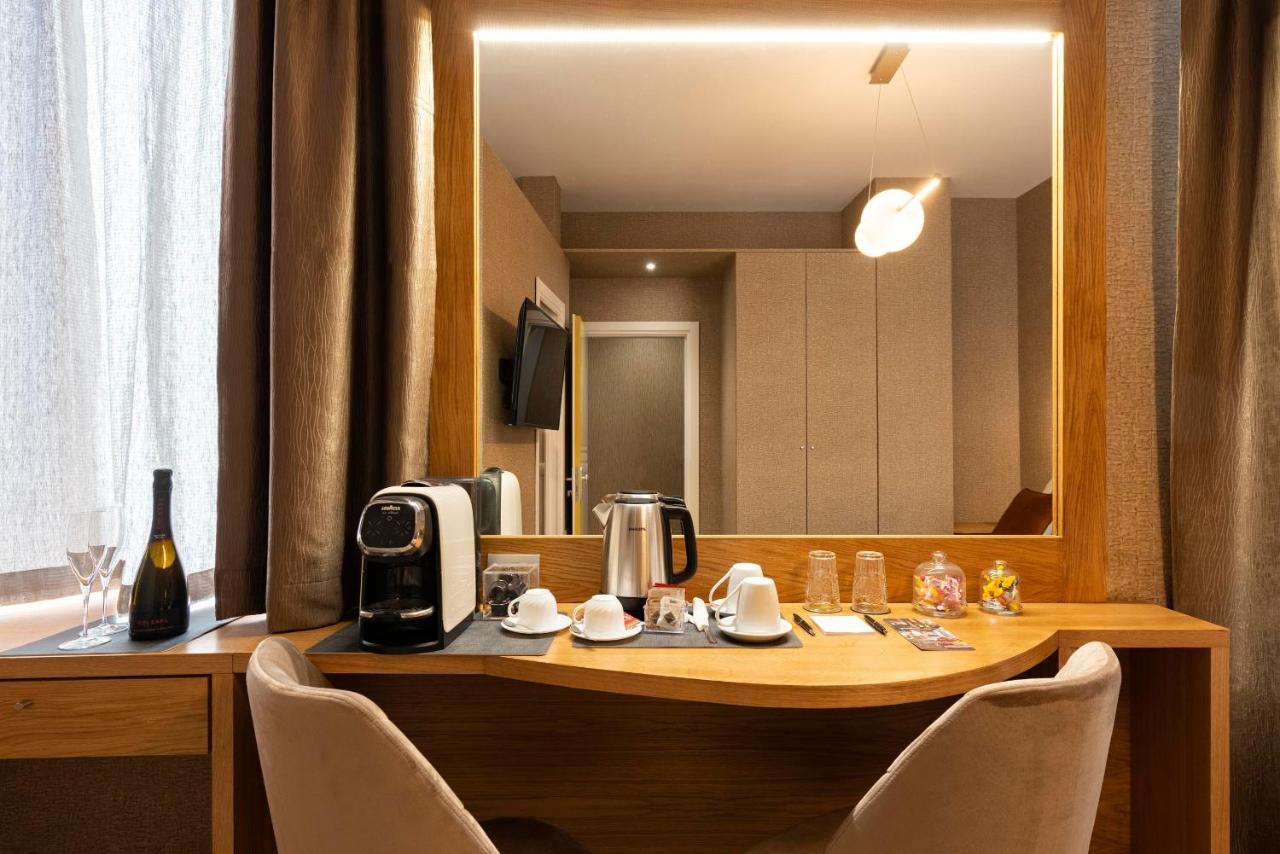 Royal Rooms Corso Roma Exterior foto