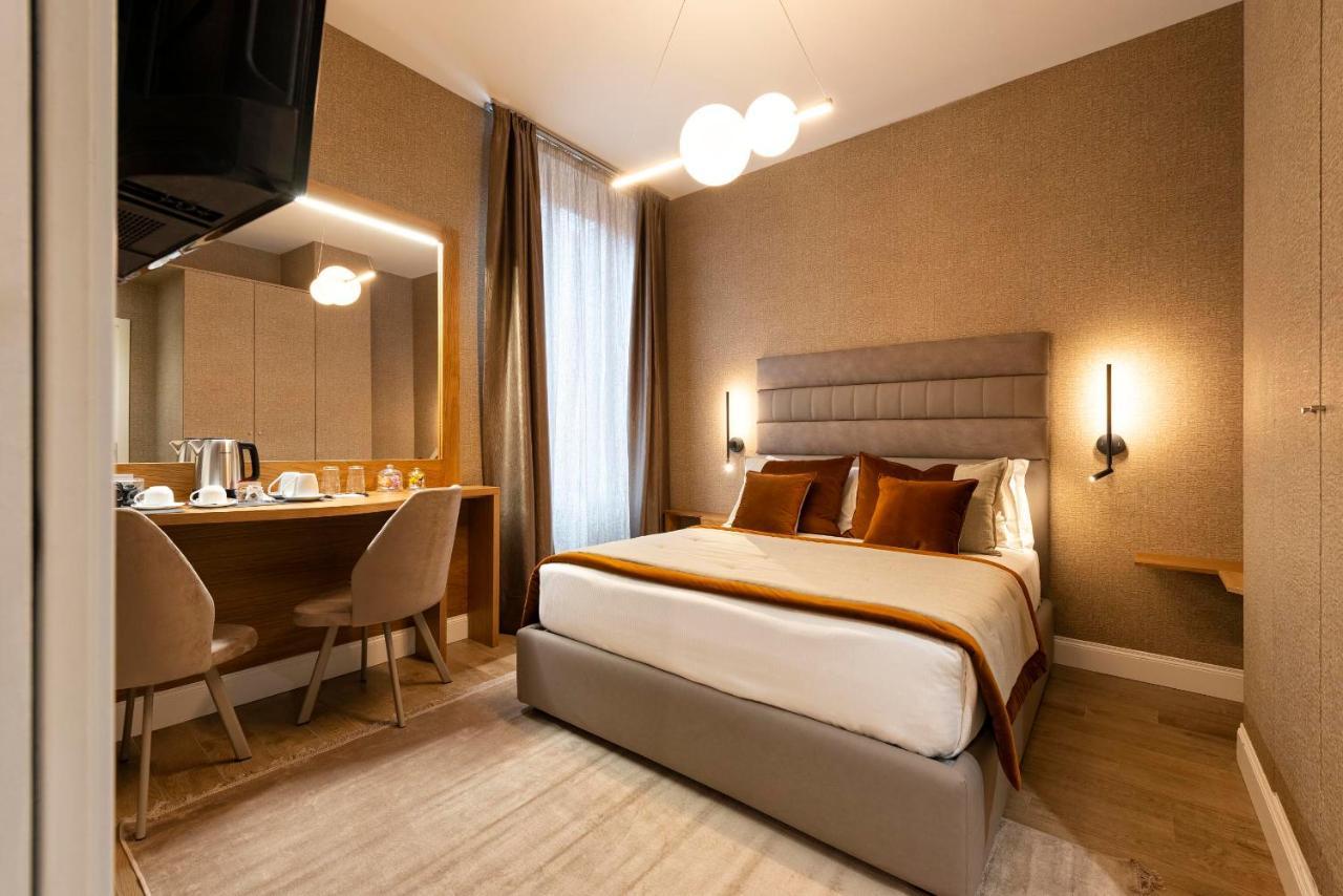 Royal Rooms Corso Roma Exterior foto